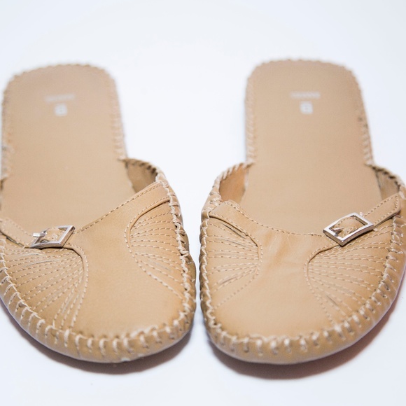 😢💔 Tan Slipper Sold - Picture 3 of 3